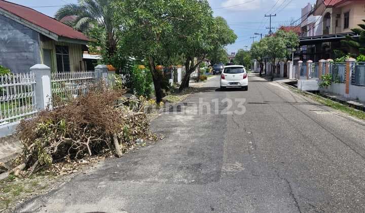 For Sale: Move-in Ready House Plus 7 Rental Rooms