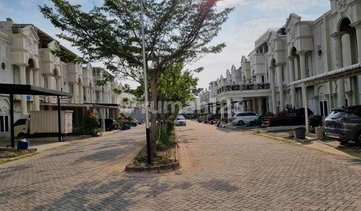 Dijual Rumah 2.5 Lantai di Sm. Amin, Pekanbaru