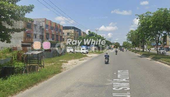 Dijual Ruko 3 Lantai di Jalan Sm. Amin Pekanbaru Over Kredit