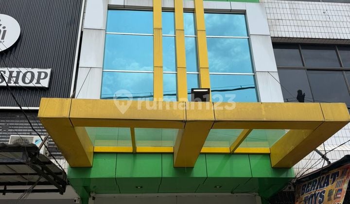 Dijual Ruko 3 Lantai Dekat Jalan Jenderal Ahmad Yani, Pekanbaru Dijual Ruko 3 Lantai Dekat Jalan Jenderal Ahmad Yani, Pekanbaru