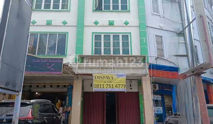 Disewakan Ruko 2 Lantai Lokasi di Pusat Kota Pekanbaru