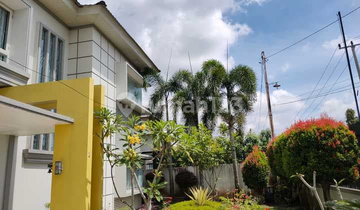 Dijual Rumah Mewah Siap Huni Lokasi di Parit Indah, Pekanbaru