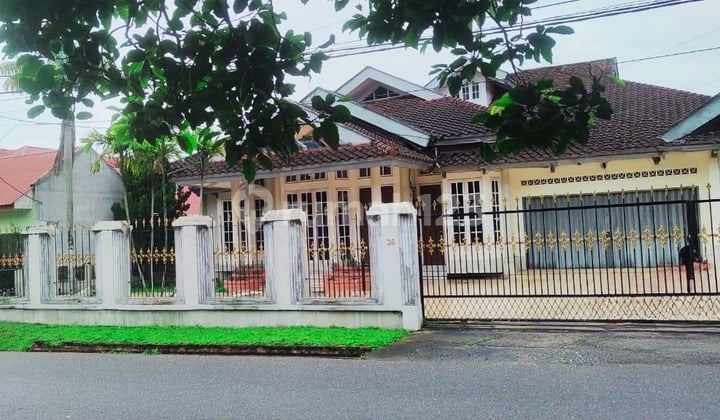 Dijual Rumah Besar Dan Terawat Daerah Sail