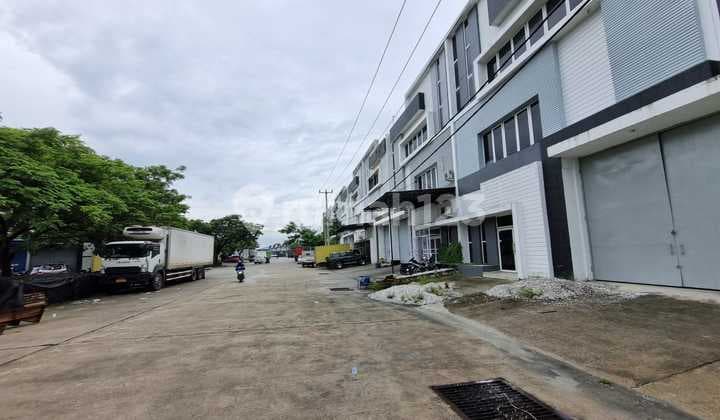 Dijual Gudang Di Komplek Pergudangan Air Hitam