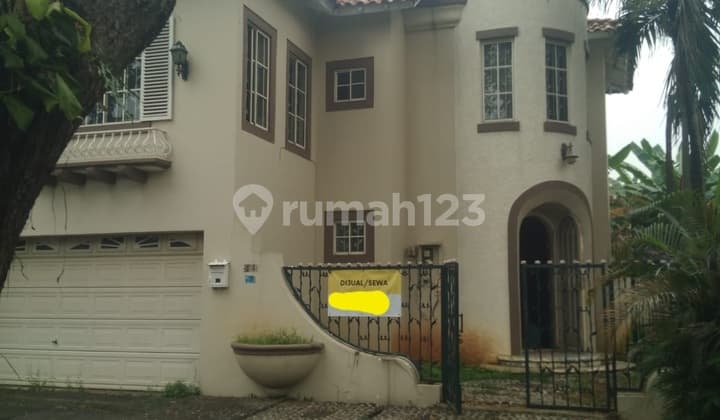 Rumah Gaya Mediteranian di Jl Kalimantan Lippo Karawaci Utara