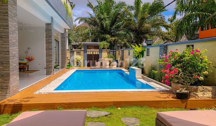 Villa Modern Baru Renovasi Dengan View Laut di Ungasan