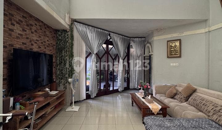 DIJUAL RUMAH STRATEGIS DEKAT LEVEL 21 MALL DENPASAR