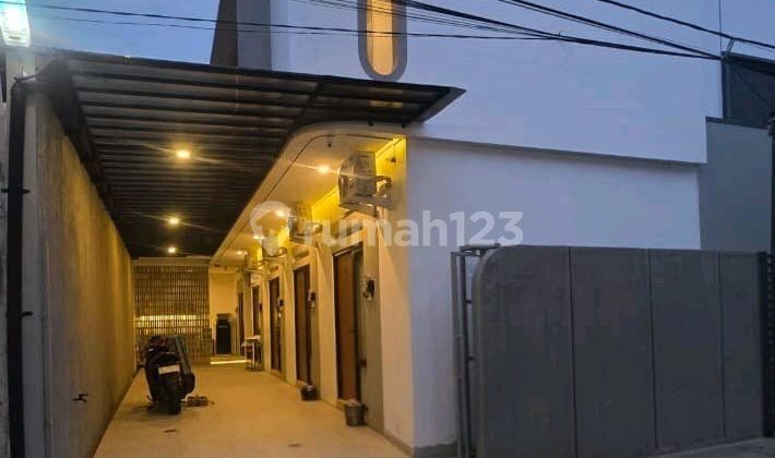 Rumah Kost Ekslusif 10kamar Tidur Condongcatur 5menit Ke Ugm