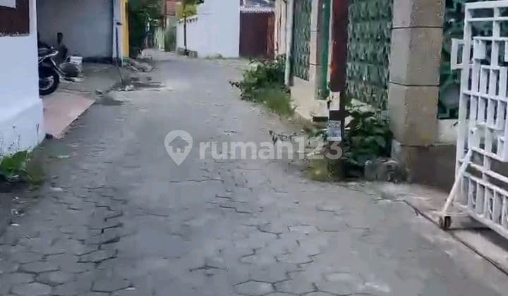 Very Strategic Land and Building in Brontokusuman, Near Prawirotaman