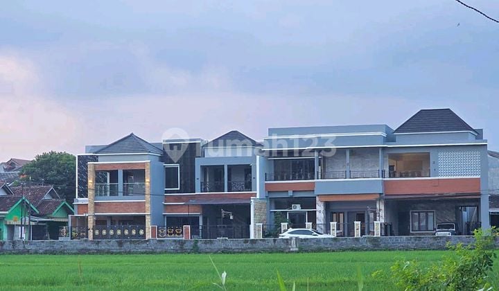 Rumah Cantik Kolam Renang Area Maguwoharjo Dekat Stadion Rumah Cantik Kolam Renang Area Maguwoharjo Dekat Stadion