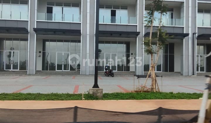 Ruko Sewa Boulevard Ready Siap Pakai di Komplek Rukan Marina Bay Pik 2 - Pantai Indah Kapuk