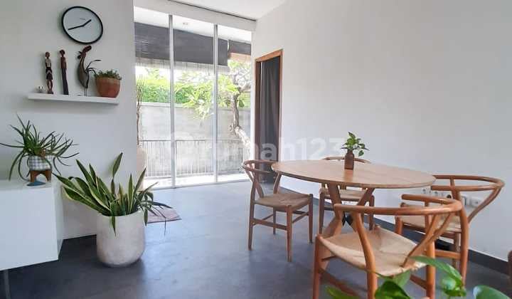 Modern Minimalist Villa on Jl Bidadari Seminyak