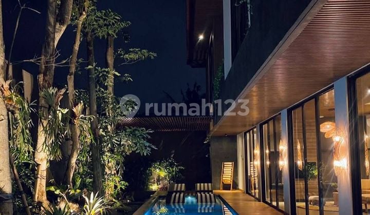 Villa Modern Tropis Berawa - Canggu Area