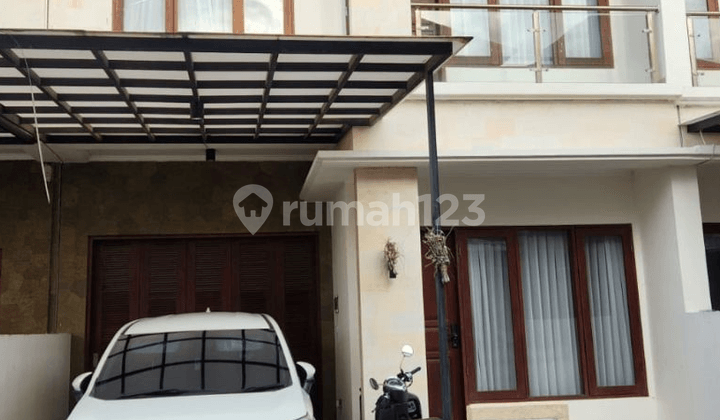 Rumah di Taman Seminyak Suites Badung
