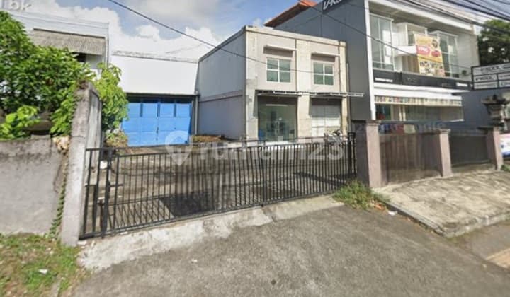 Strategic Warehouse on the Main Road of Cargo Permai Ubung