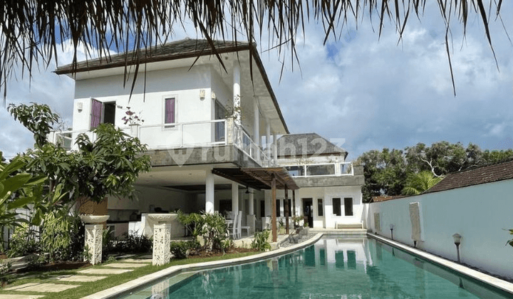 Villa Bagus 2 Floors at Balangan Beach Jimbaran Badung, Bali