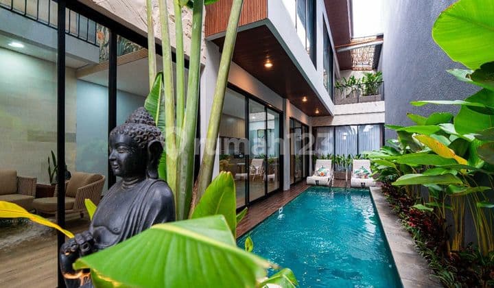 Villa Modern Tropis di Kemenuh Dekat Ubud
