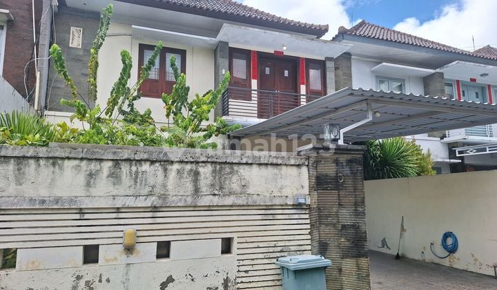 READY-TO-OCCUPY HOUSE IN PERUM ISTANA FAMILY BYPASS NGURAH RAI DENPASAR, BALI