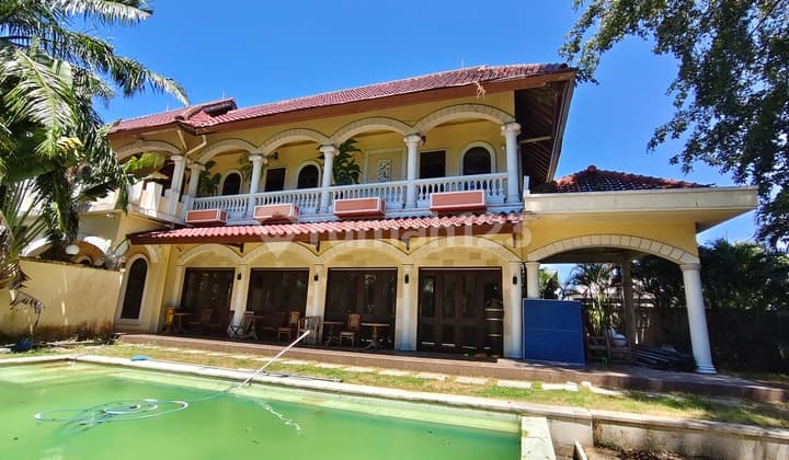 Villa Spanish Style One Gate di Kerobokan