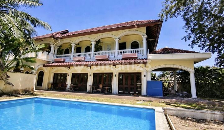 Villa Spanish Style One Gate di Kerobokan
