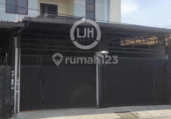 Dijual Rumah di Koja, Jakarta Utara Akses Mudah ke Transportasi Umum"