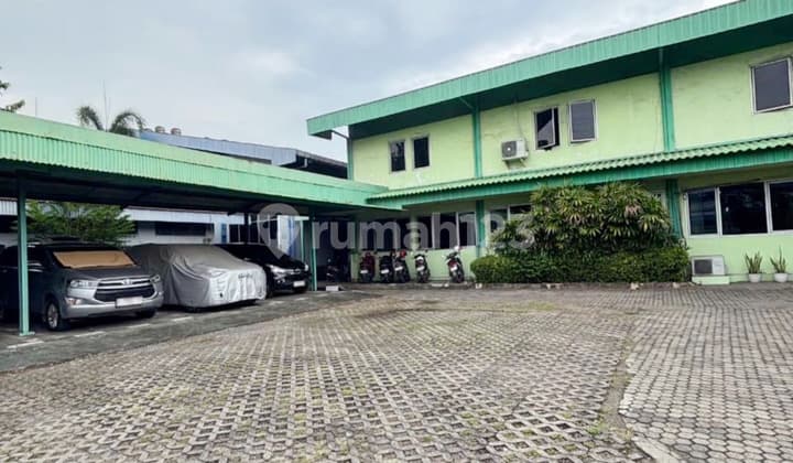 Cheap Factory, Mayjend Sungkono Street, Gresik