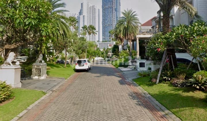 Mewah Rumah American Minimalis 2.5 Full Marmer Vbr Pakuwon Indah Dkt Graha Family