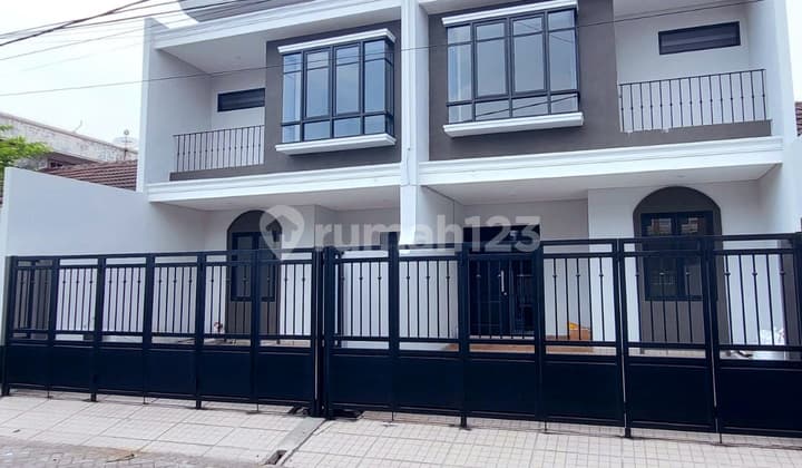 Rumah Gress American Minimalis 2 Lt Lux Pondok Tjandra Indah
