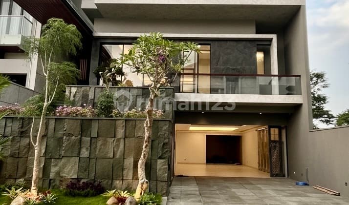 Umah Gress Minimalis 3 Lt Lux Citraland Dekat Gwalk Pakuwon