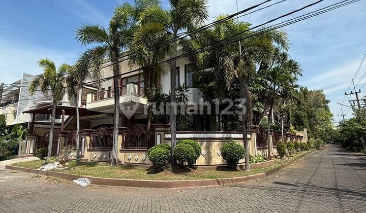 Rumah Classic 2 Lt Marmer Mewah Galaxi Bumi Permai Araya I Dekat Pakuwon City