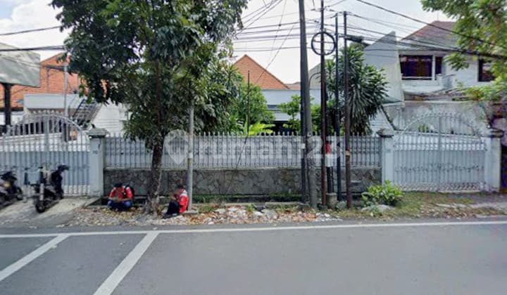 Gedung Komersial Raya Diponegoro Surabaya Pusat Dekat Tunjungan