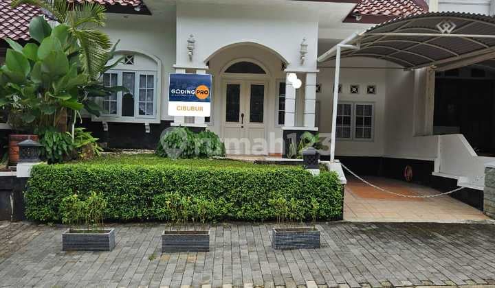 Dijual Rumah Cantik & Siap Huni di Puri Sriwedari Cibubur - Lokasi Super Strategis
