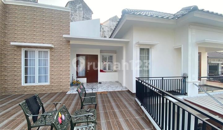 For Sale Spacious House Near LRT in Puri Sriwedari Cibubur | SHM | Parking for 4 Cars