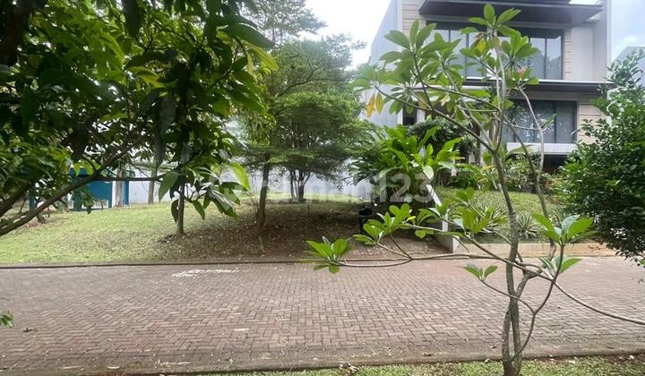 Kaving Depan & Samping Ada Taman 15X25tanah Lebih Royal Blossom P