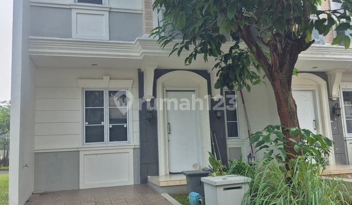 Much Sought After 2-Storey House 6X10 Azura At Vanya Bsd Ready For KPR Near Toll C