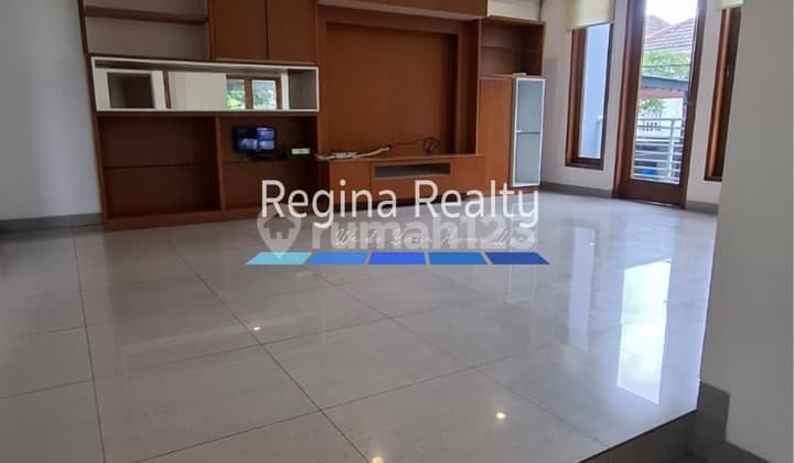 Disewakan Rumah Minimalist Belakang Mall Pondok Indah