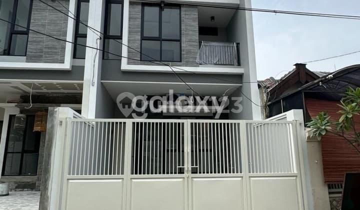 medokan asri utara rumah baru siap huni