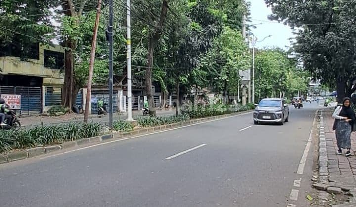 Dijual Tanah Zona Usaha Lokasi Strategis Dekat Gandaria