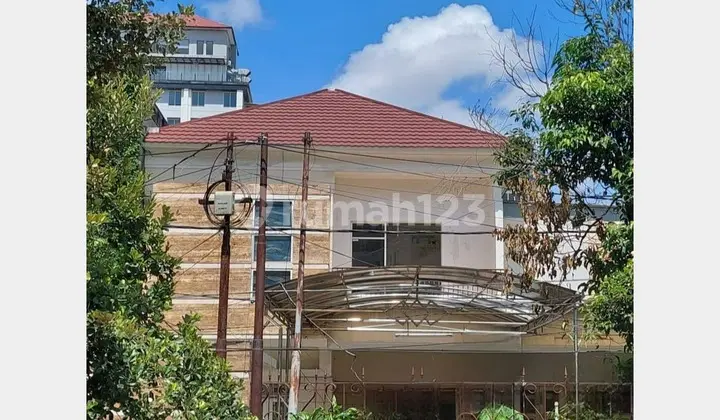 Murah Raya Darmo Jalan Juwono Surabaya 2 Lantai Perlu Renov