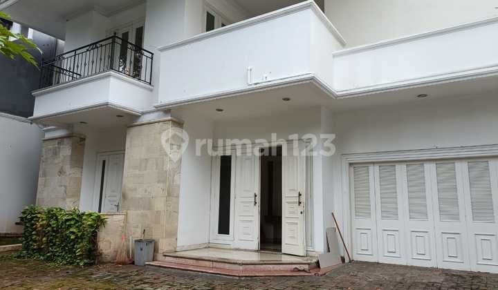 Rumah Elite Terpelihara Siap Huni Lembang Menteng Jakarta Pusat