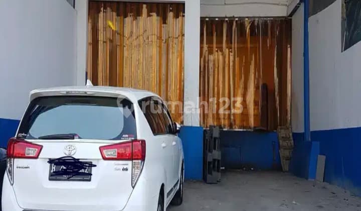 Gudang Cold Storage Di Muara Angke