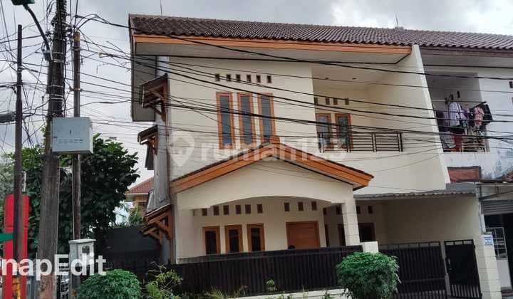 Dijual/Disewakan Rumah Siap Huni 2 Lt di Kayu Putih Jakarta Timur