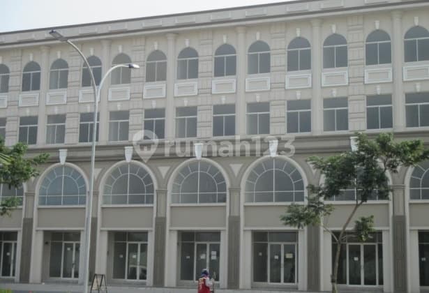 Ruko Green Lake City Ruko Cordoba Block E Allowed for Restaurant