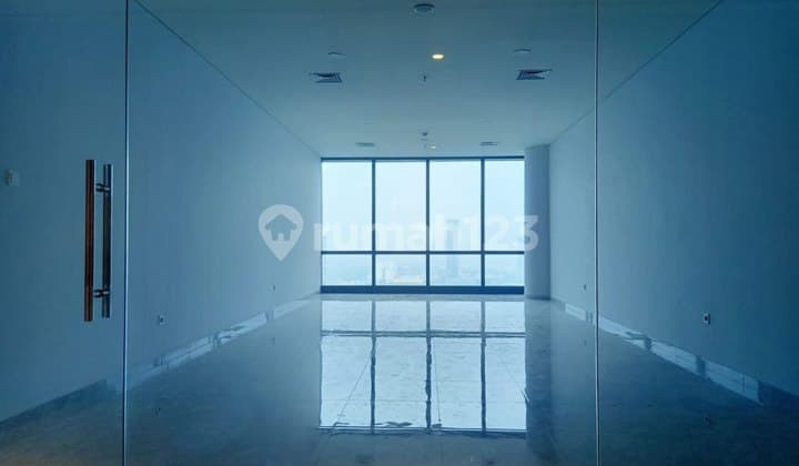 Sewa Ruang Kantor di Office Tower Ciputra World Lantai 16 + 2 AC