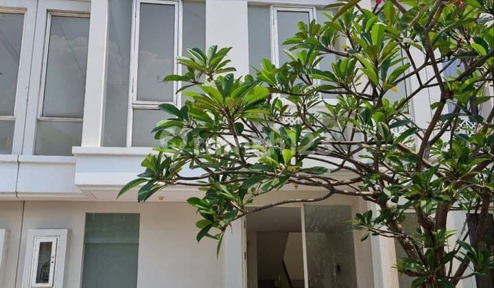 Rumah di Grand Pakuwon Cluster Adelaide Tipe Sanders 2 Lt Lebar 6