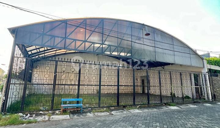 Bangunan Usaha Lebo Agung, Kenjeran Dekat ke Kampus A & B UNAIR