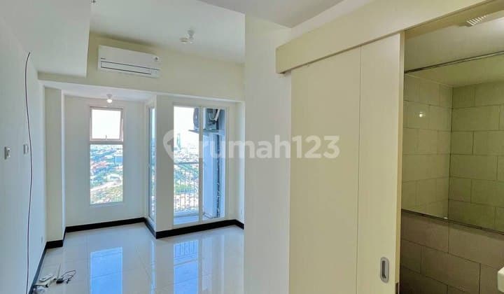 Apartemen Amor Tipe Studio Lantai 36 View City Unfurnished + 1 AC