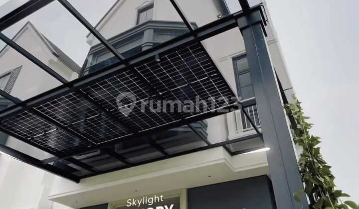 Rumah 3 LANTAI di GADING Serpong TANGERANG Bebas banjir, dekat Mall dan Lokasi STRATEGIS MEWAH