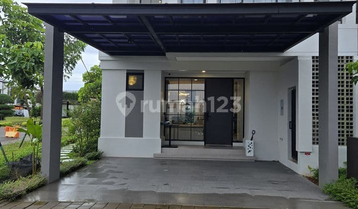 RUMAH 2 LANTAI DI BSD CITY DEKAT TOL AEON & STASIUN SUDAH SEMI FURNISHED DAN MARMER