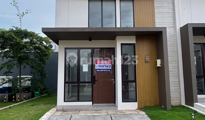 Disewakan Rumah 1 Lantai Hook, Lokasipremium dan Strategis, Dekat Stasiun dan Tol Aeon Bsd